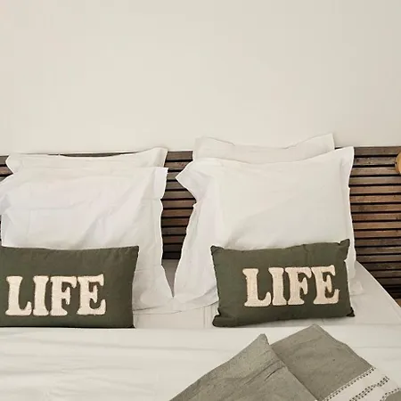 Semesterbostad Mini Caseddu T2, Piscine & Vue Mer, Alba Rossa N11